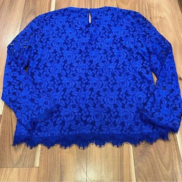 Diane Von Furstenberg Cobalt Blue Lace Top Size 0 EUC - Picture 7 of 13